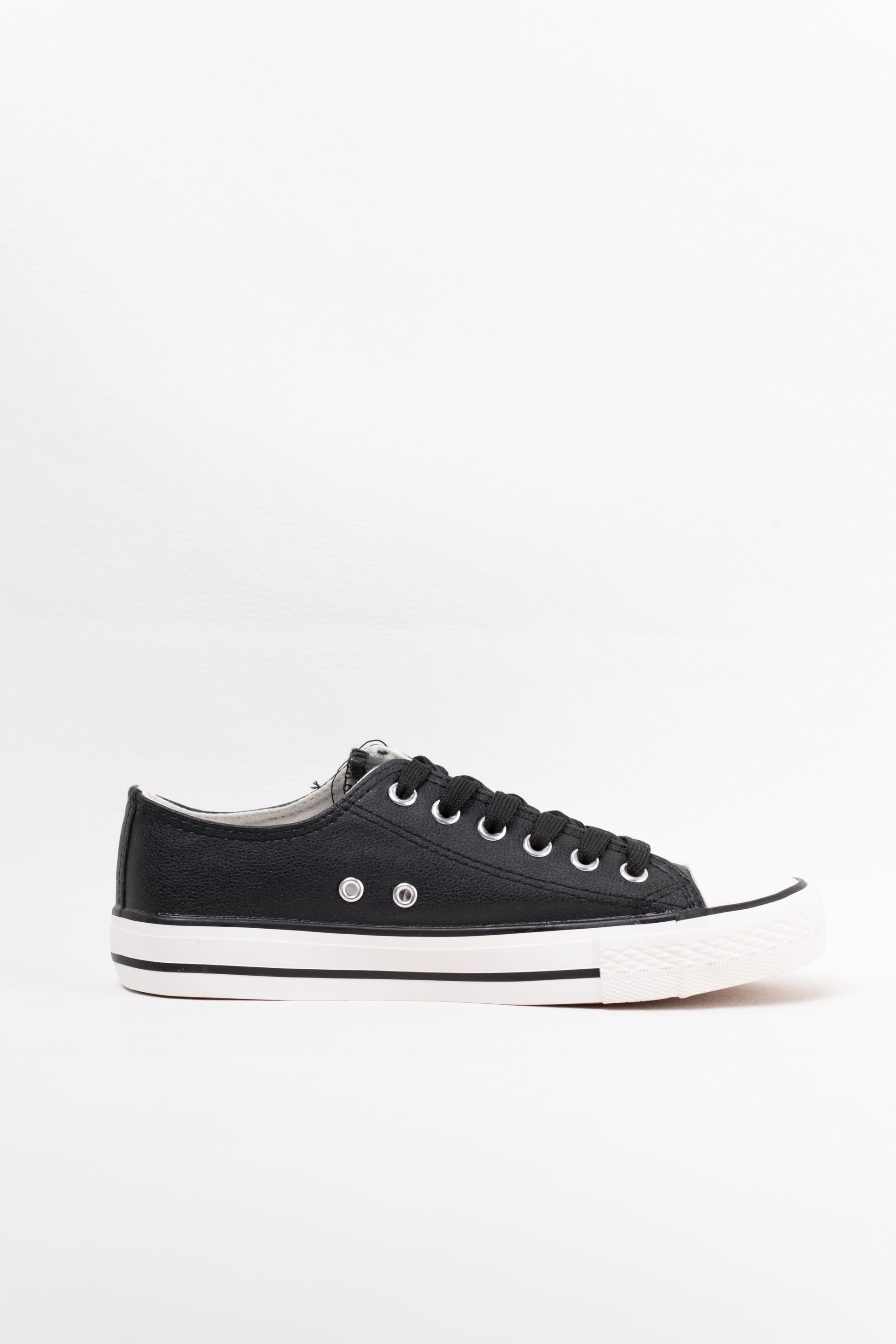 zapatillas de cuero sintetico con cordones