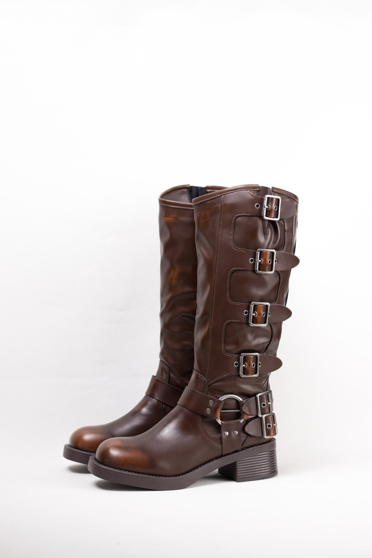 botas moteras mujer estilo punk con cremallera Camel 38