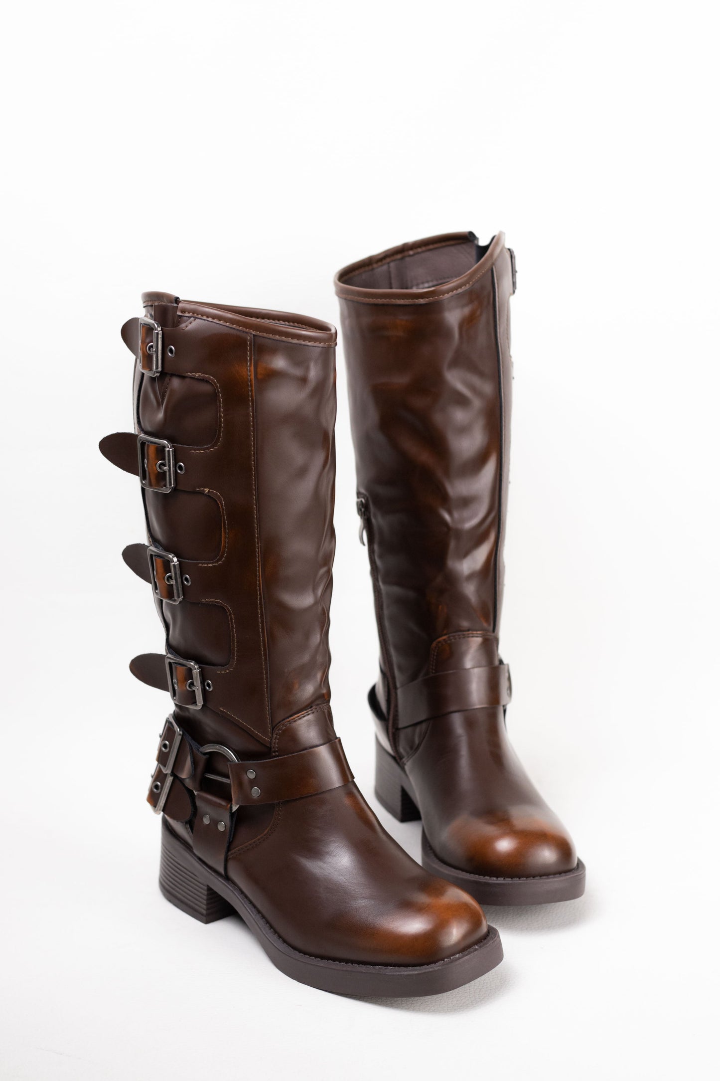 botas moteras mujer estilo punk con cremallera Camel 40