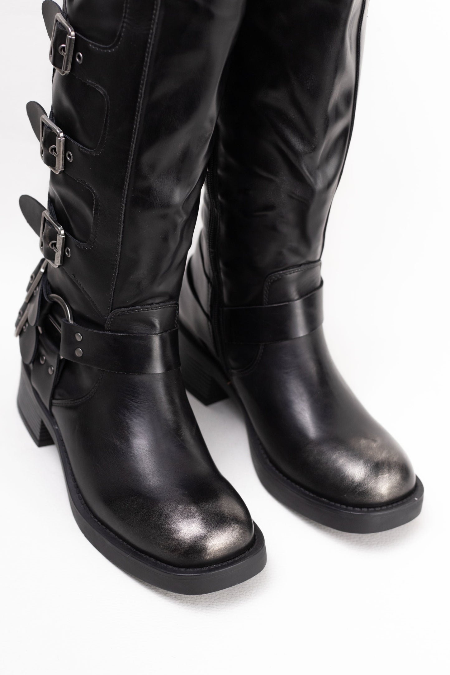 botas moteras mujer estilo punk con cremallera