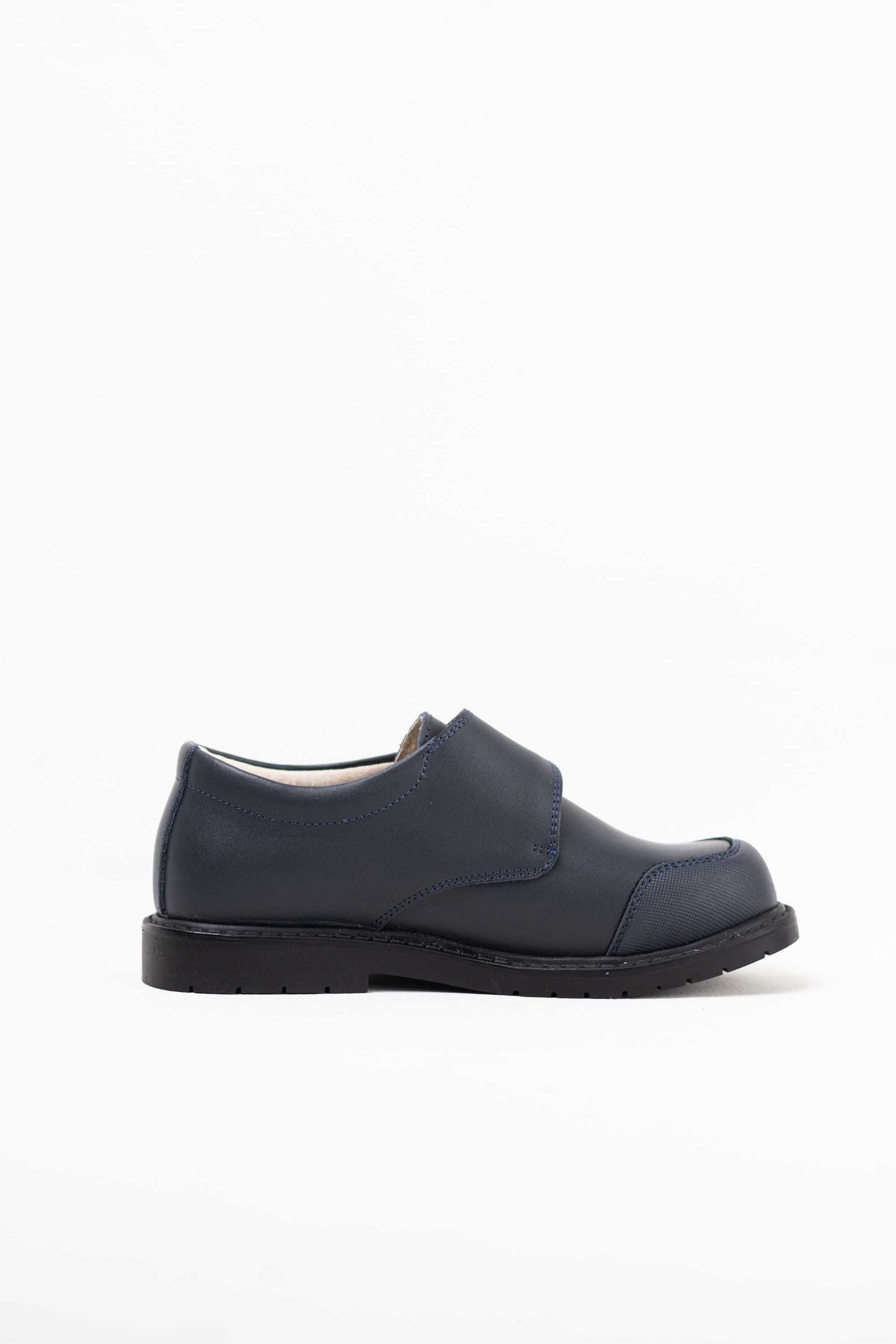 zapato colegial con velcro  