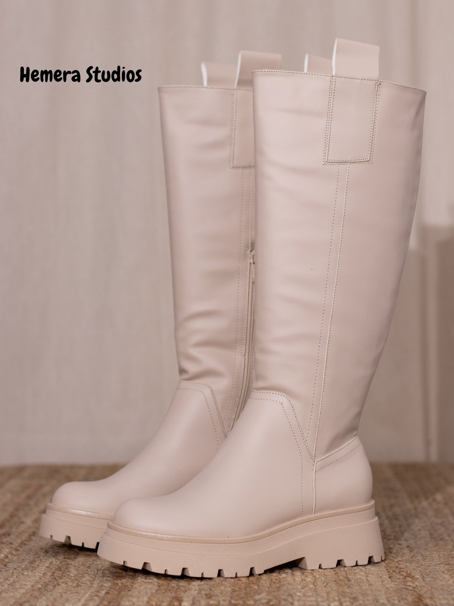 botas altas engomadas con plataforma Beige 36