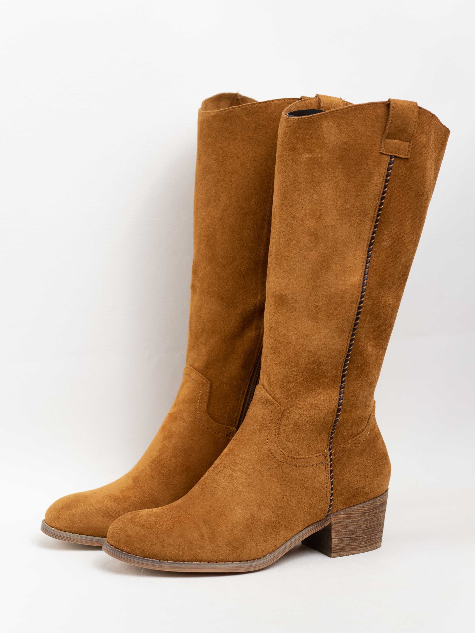 botas cowboy con tacon bajo Camel 36