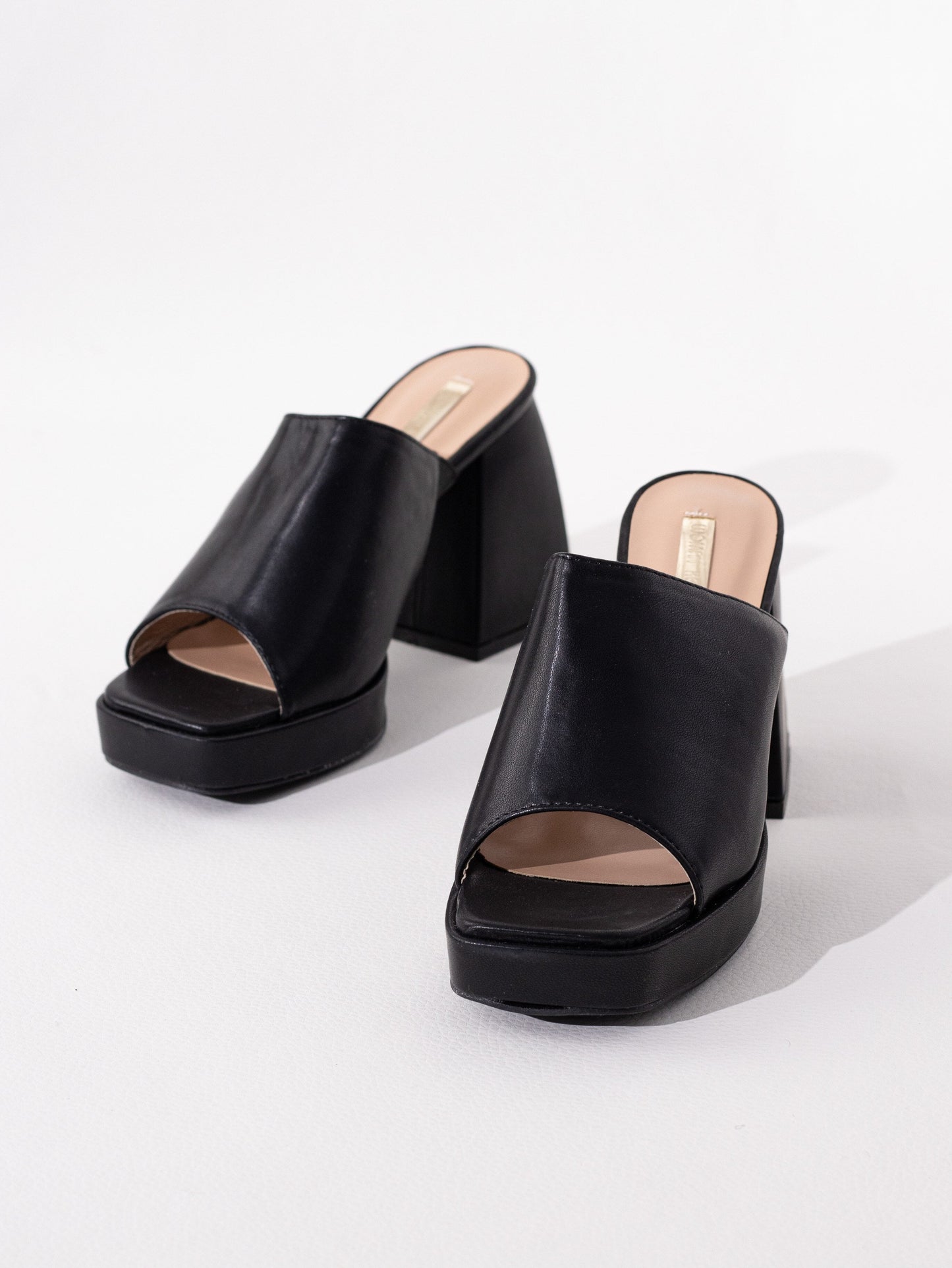 sandalias mules plataforma Negra 37