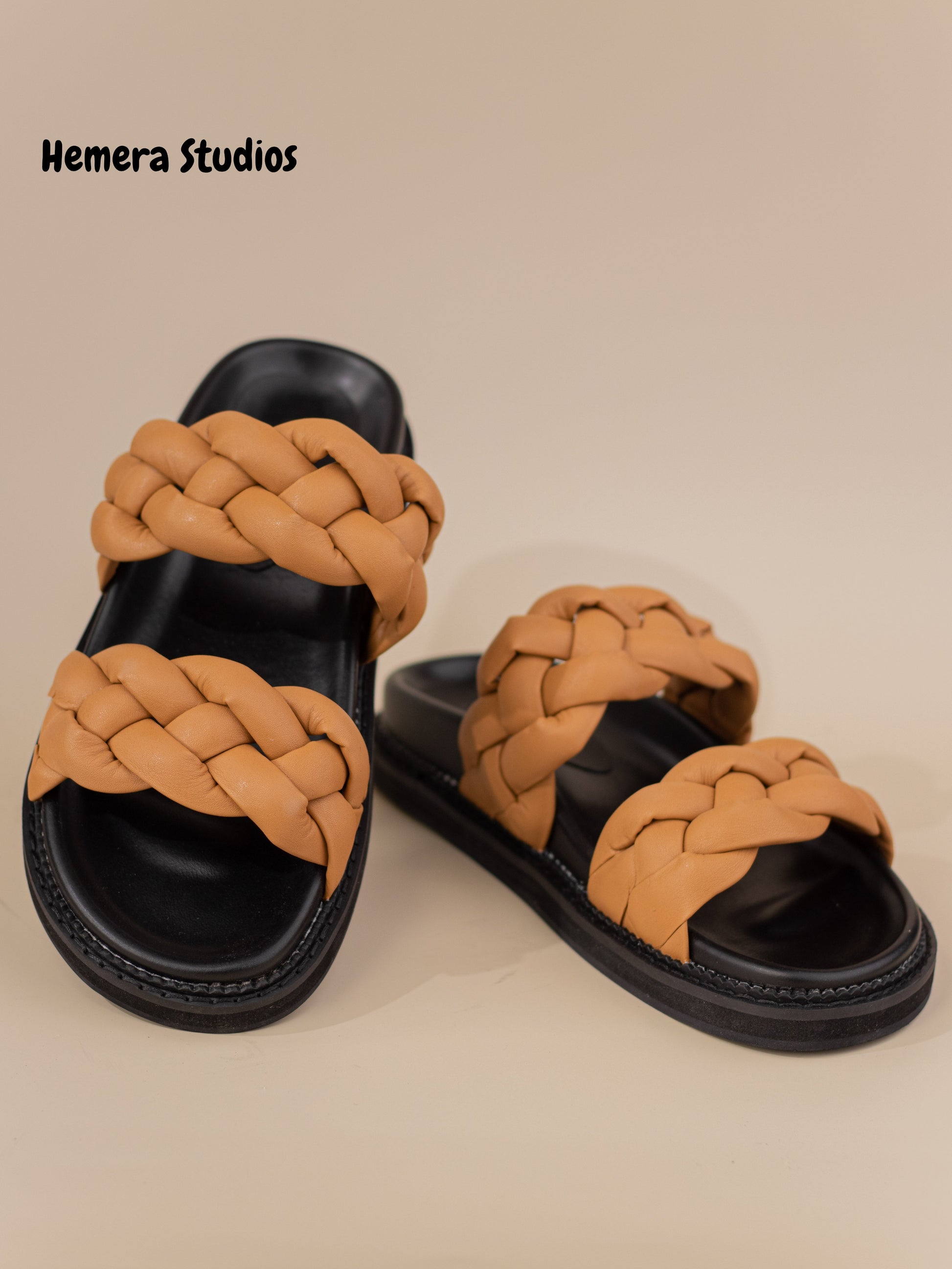 sandalias planas con tiras trenzadas y suela gruesa Negro 36