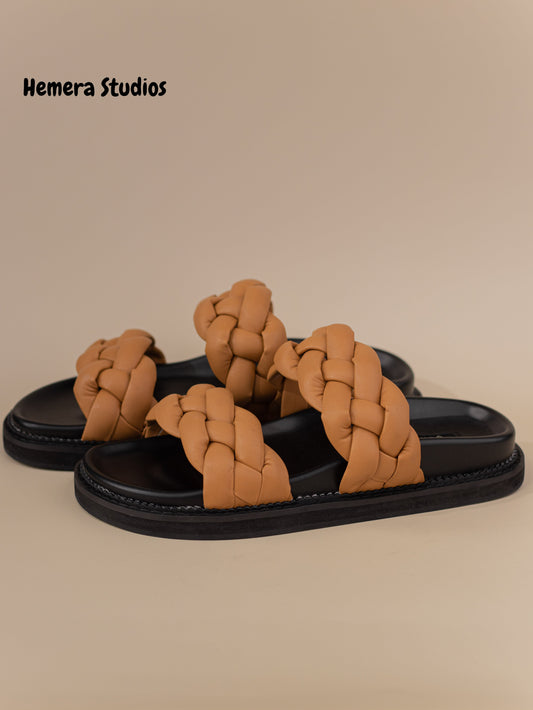 sandalias planas con tiras trenzadas y suela gruesa Azul grisáceo claro 40