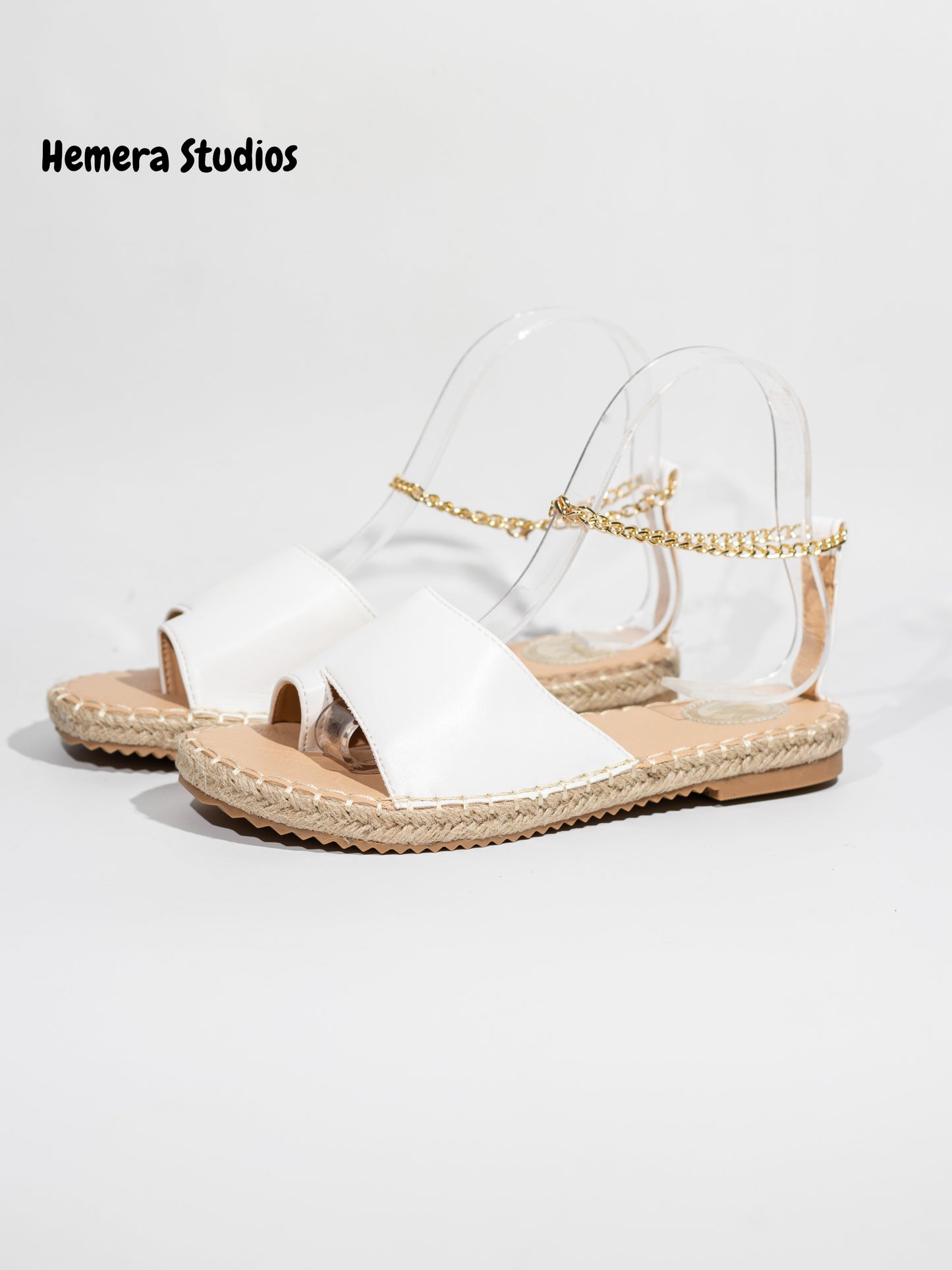 sandalias planas de esparto con tobillera de cadena en dorado Camel 41