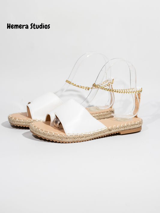 sandalias planas de esparto con tobillera de cadena en dorado Camel 41