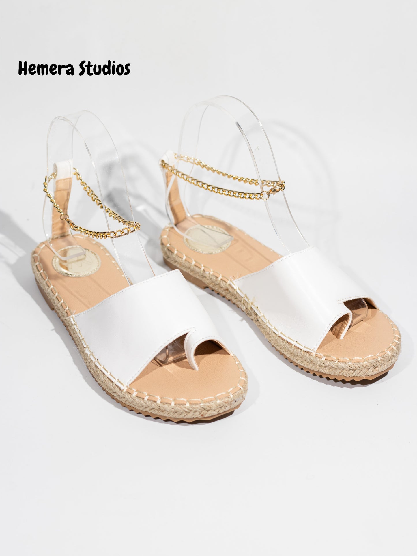 sandalias planas de esparto con tobillera de cadena en dorado Beige 36