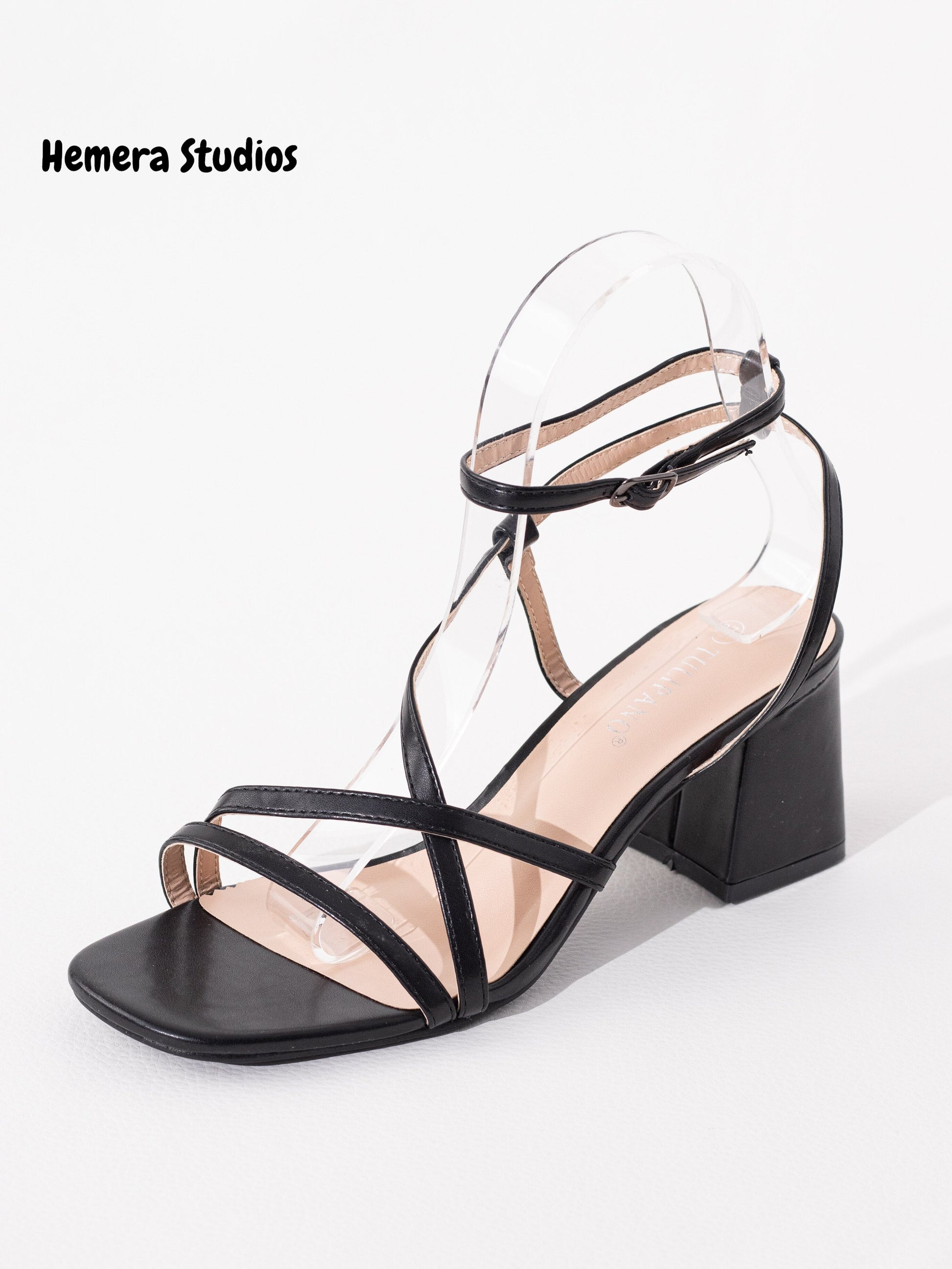 sandalias tacon con tiras finas Negra 40