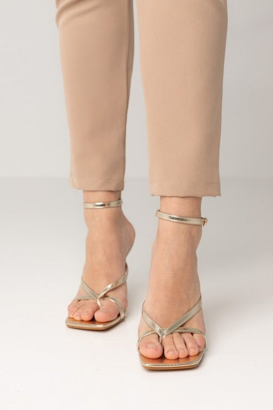sandalias tacon de dedo Dorado 36